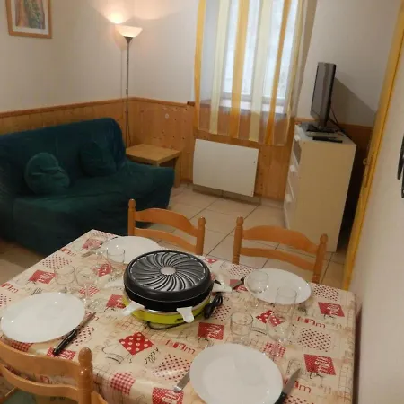 Ax-les-thermes, 2 Pieces, 4 Personnes - Fr-1-419-355 * Ax-les-Thermes